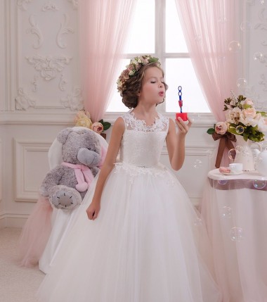 Sleeveless Ivory Keyhole Back Ball Gown High Neck Little Flower Girl Dresses Maidstone