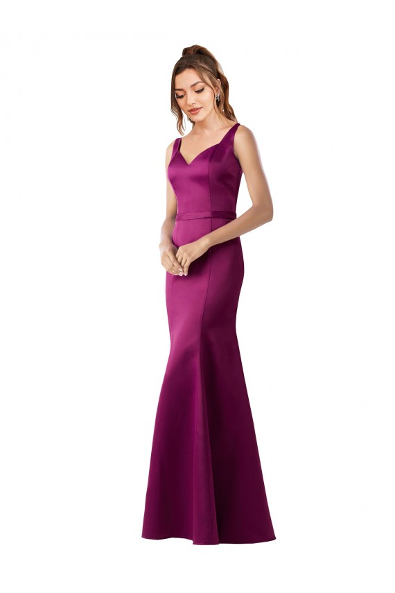 Sleeveless Merlot Open Back Sheath Bateau Neck Black Tie Evening Gown / Prom Dress / Bridesmaid Dress Maidstone