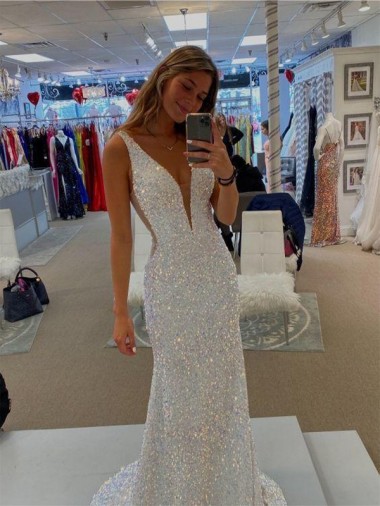 Sleeveless Shown Color Sheath V-Neck Prom Dresses Maidstone